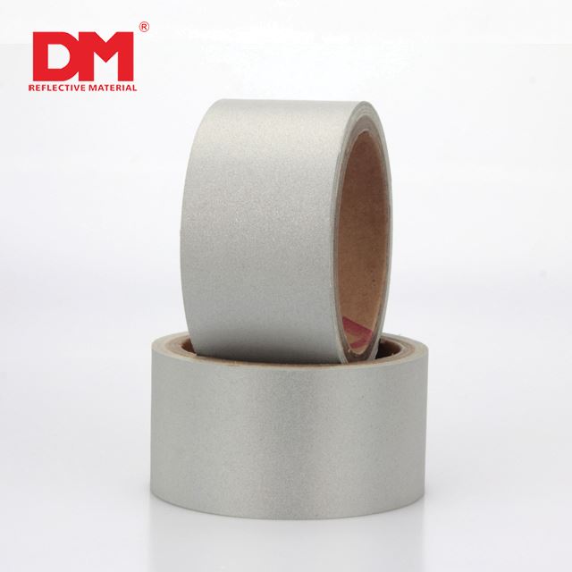 DM 1901 Aramid Silver Flame Resistant Reflective Fabric